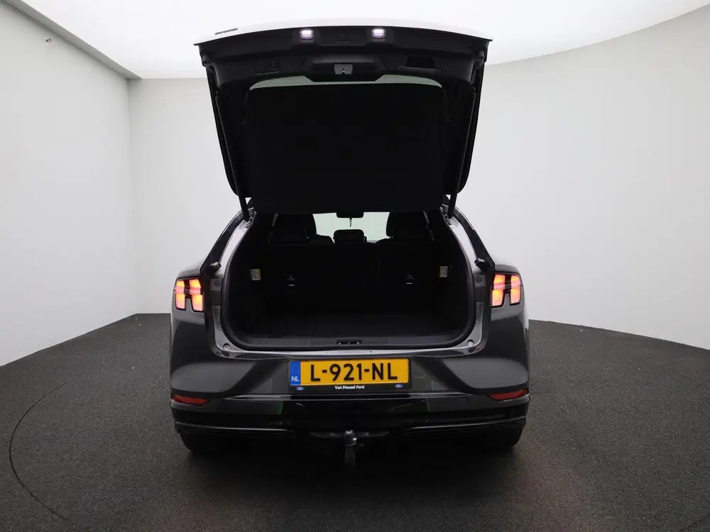 Ford Mustang Mach-E Extended First Edition AWD 98 kWh Afneem uit 2021, foto 11