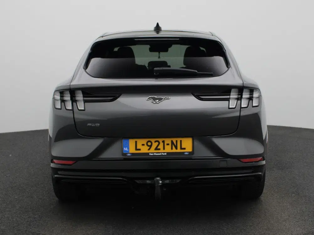 Ford Mustang Mach-E Extended First Edition AWD 98 kWh Afneem uit 2021, foto 5