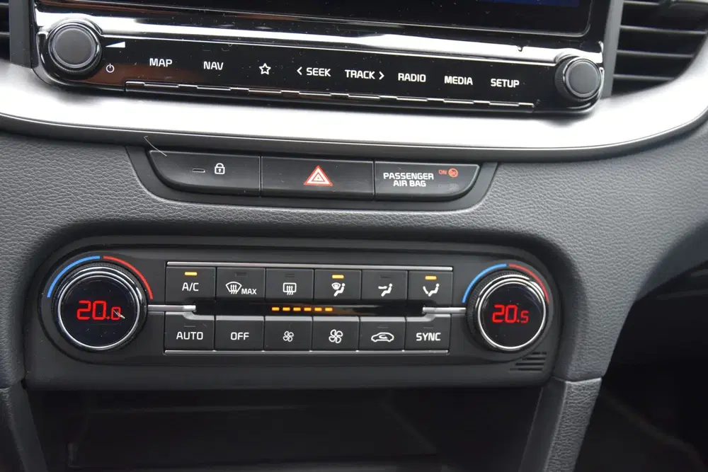 Kia Ceed 1.0 T-GDi MHEV DynamicLine uit 2022, foto 18