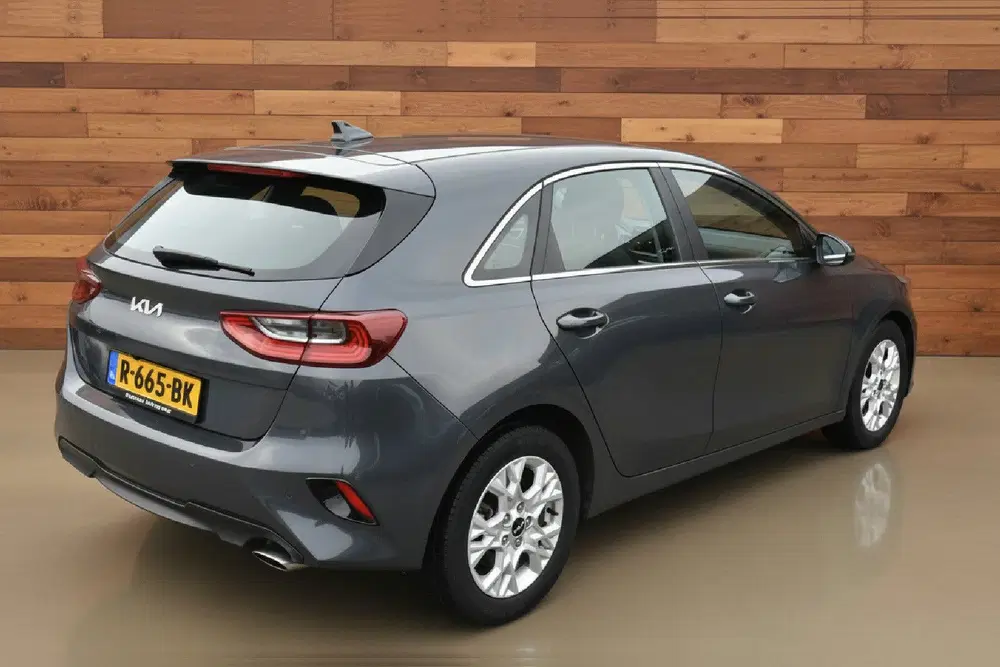 Kia Ceed 1.0 T-GDi MHEV DynamicLine uit 2022, foto 5