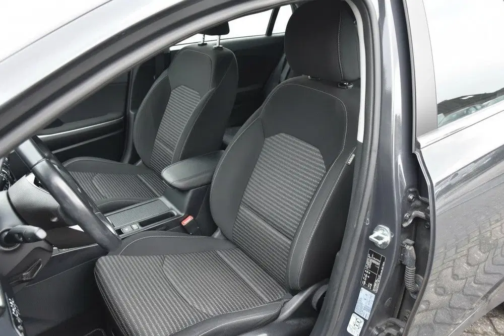 Kia Ceed 1.0 T-GDi MHEV DynamicLine uit 2022, foto 9