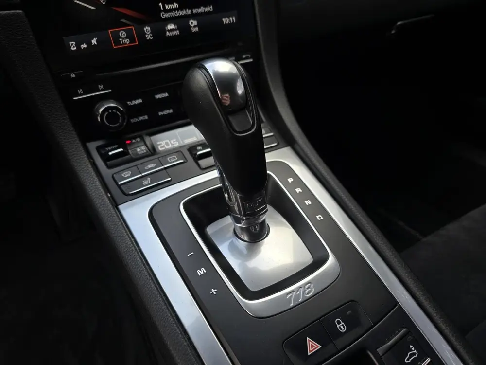 Porsche 718 Boxster 2.0 T|NL AUTO|SPORTCHRONO|ALCANTARA uit 2019, foto 13