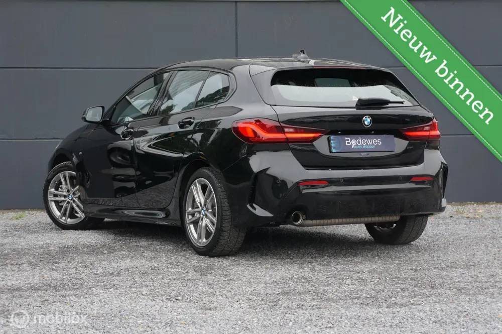 BMW 1-serie 118i EDE M Sport Edition Navi Led PDC Stoe uit 2023, foto 2