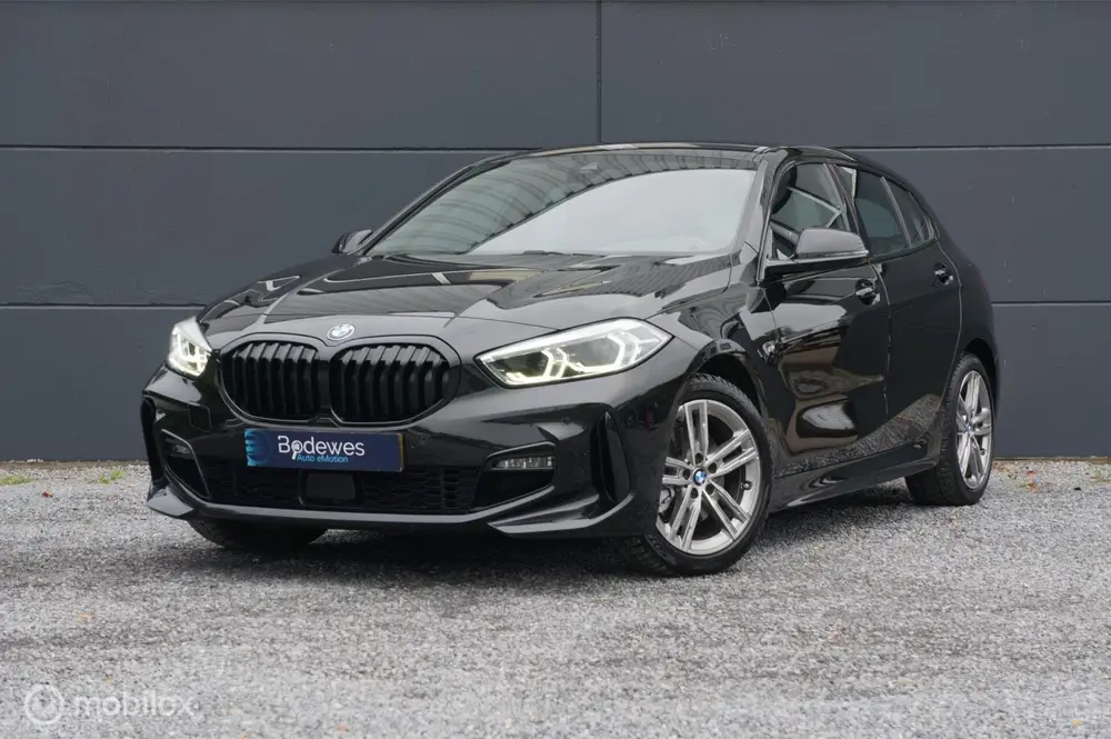 BMW 1-serie 118i EDE M Sport Edition Navi Led PDC Stoe uit 2023, foto 5