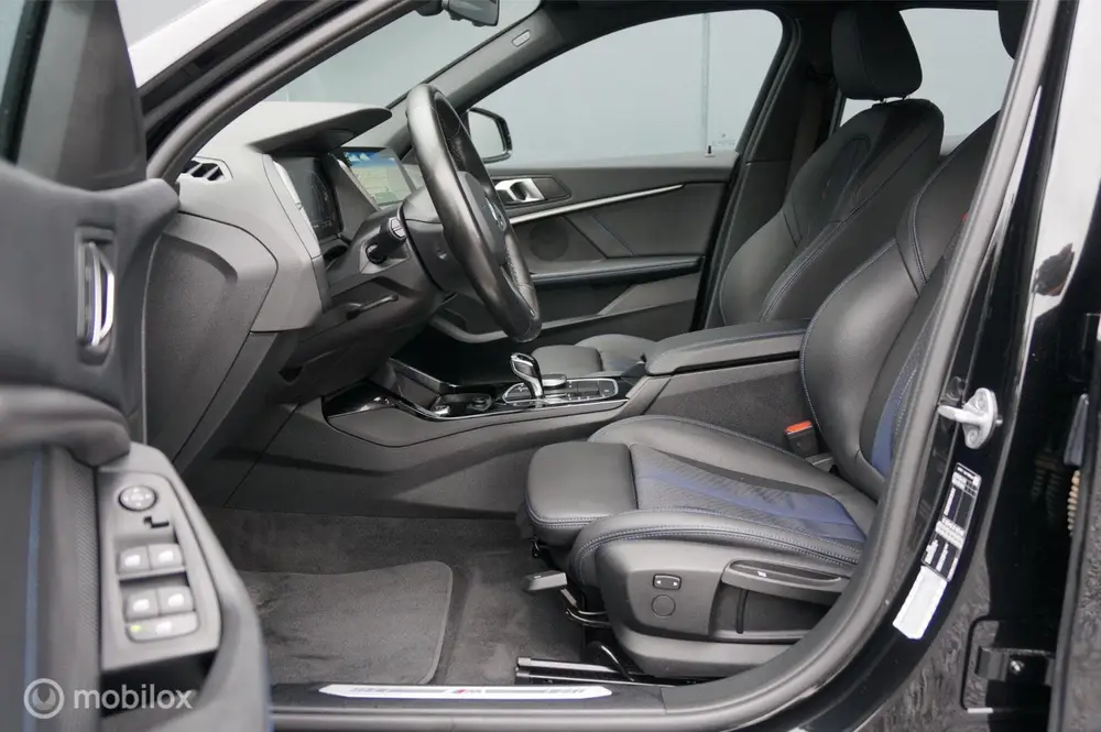BMW 1-serie 118i EDE M Sport Edition Navi Led PDC Stoe uit 2023, foto 9