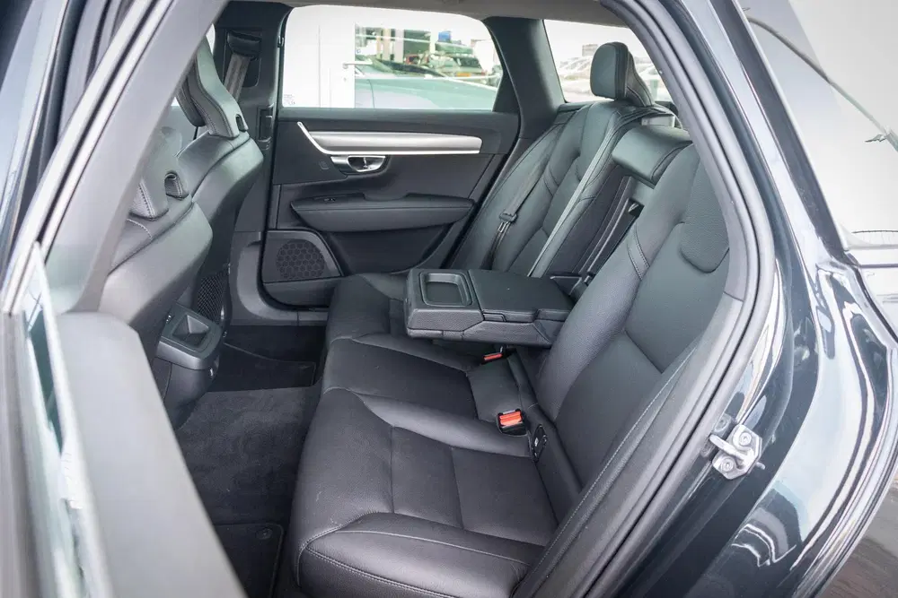 Volvo V90 2.0 T4 Momentum Pro uit 2020, foto 14