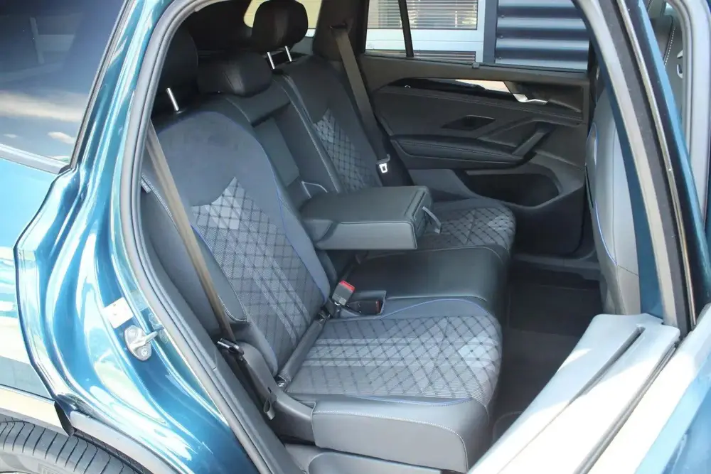 Volkswagen Tayron 1.5 eHybrid 204 PK | Trekhaak| Head-Up Dis uit 2026, foto 14
