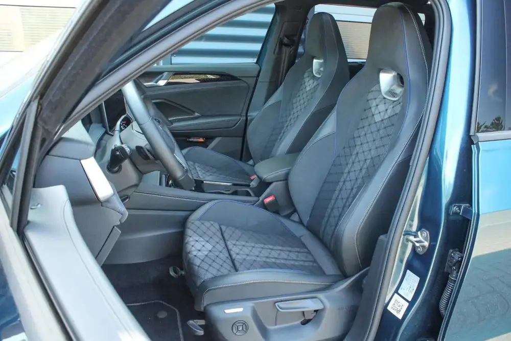 Volkswagen Tayron 1.5 eHybrid 204 PK | Trekhaak| Head-Up Dis uit 2026, foto 3