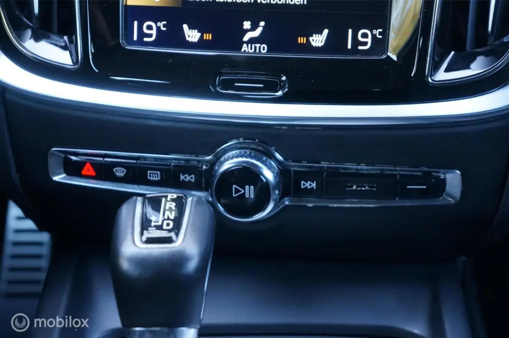 Volvo S60 2.0 T4 R-Design Aut Navi Ad.Cruise Apple/Android ! uit 2019, foto 14