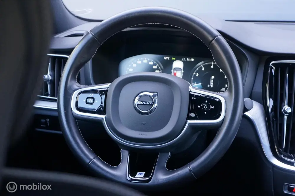 Volvo S60 2.0 T4 R-Design Aut Navi Ad.Cruise Apple/Android ! uit 2019, foto 16