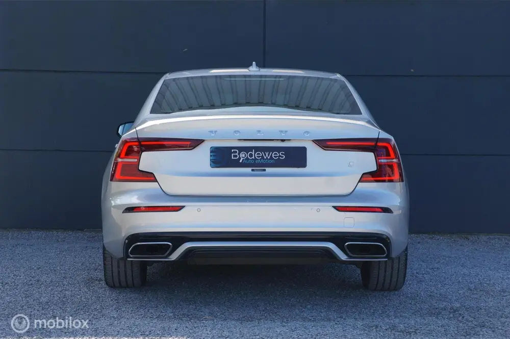 Volvo S60 2.0 T4 R-Design Aut Navi Ad.Cruise Apple/Android ! uit 2019, foto 7