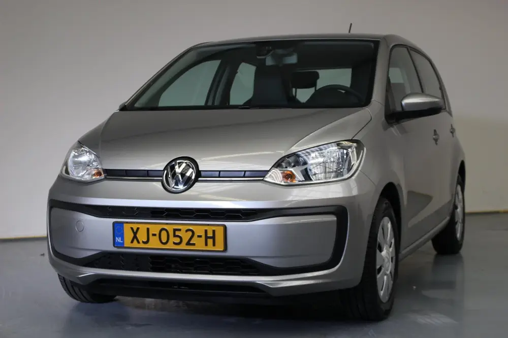 Volkswagen Up! 1.0 BMT move up! / 12 MND BOVAG uit 2019, foto 2