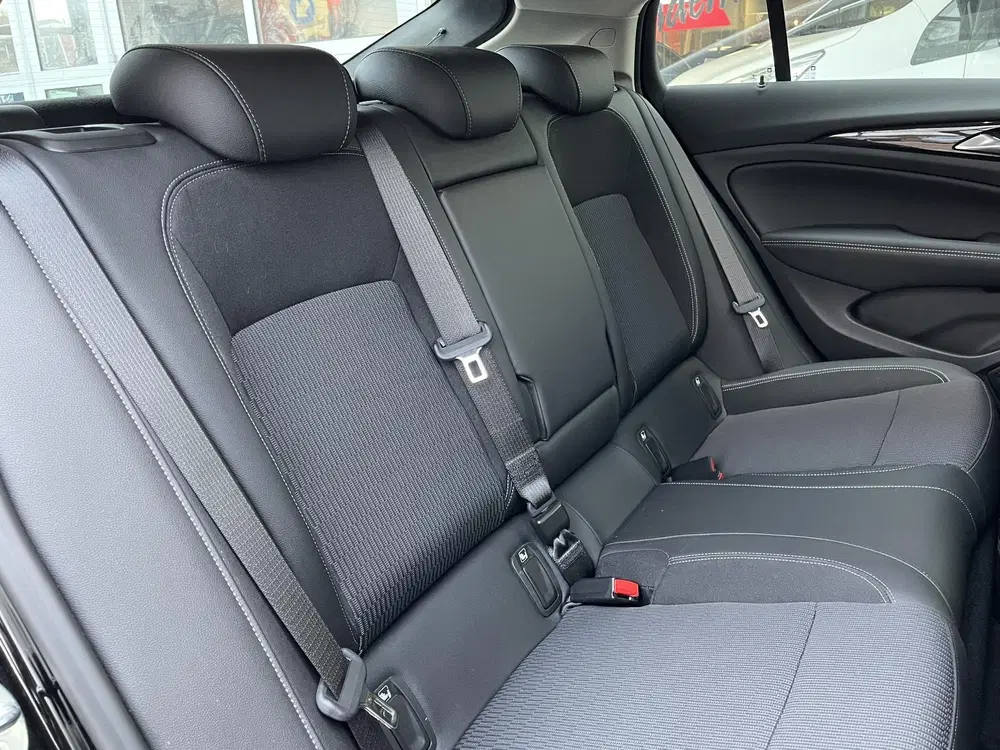 Opel Insignia 1.5 CDTI Business Elegance uit 2021, foto 11