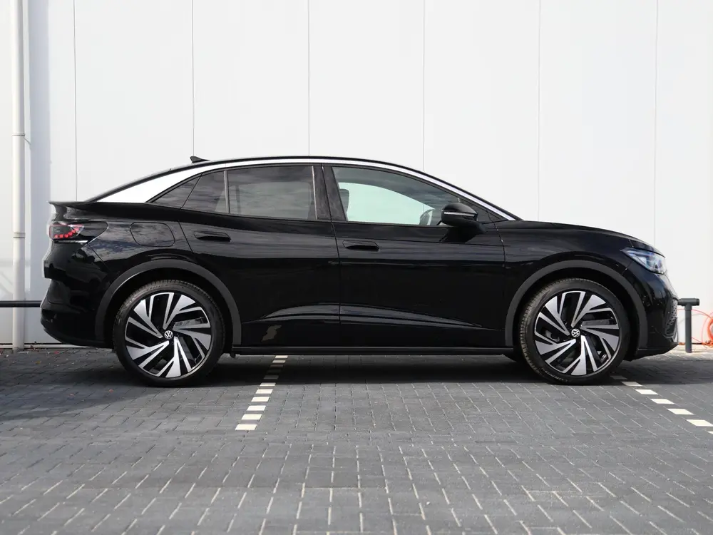 Volkswagen ID.5 Pro Business 77 kWh 286pk | Trekhaak | Warmt uit 2025, foto 2