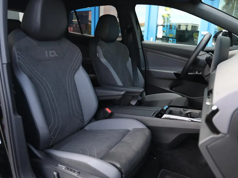 Volkswagen ID.5 Pro Business 77 kWh 286pk | Trekhaak | Warmt uit 2025, foto 8