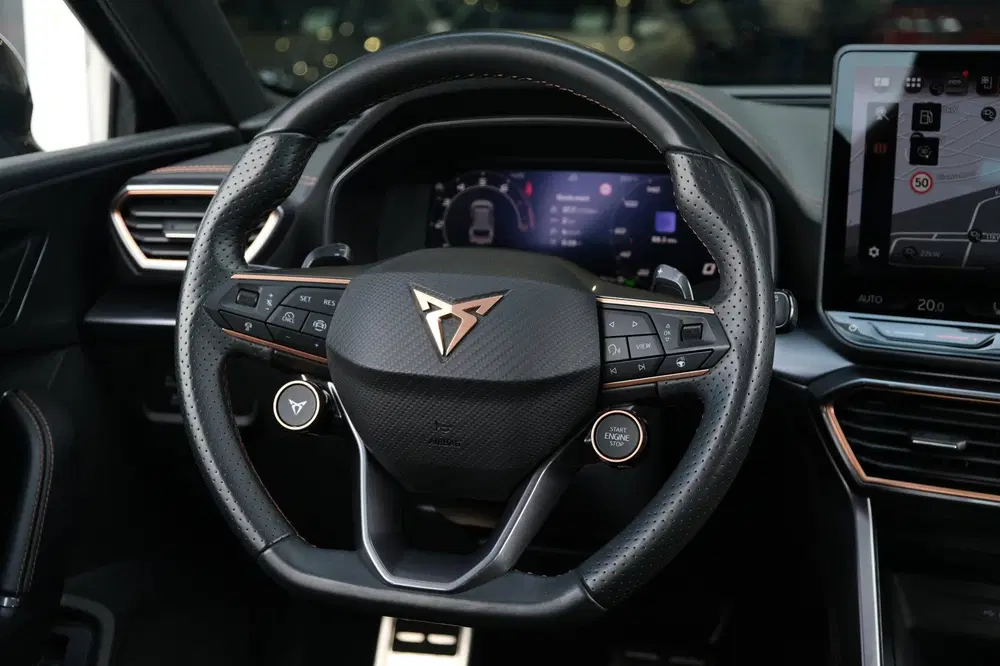 Cupra Leon 1.5 eTSI 150PK DSG Facelift Pano Led uit 2024, foto 12