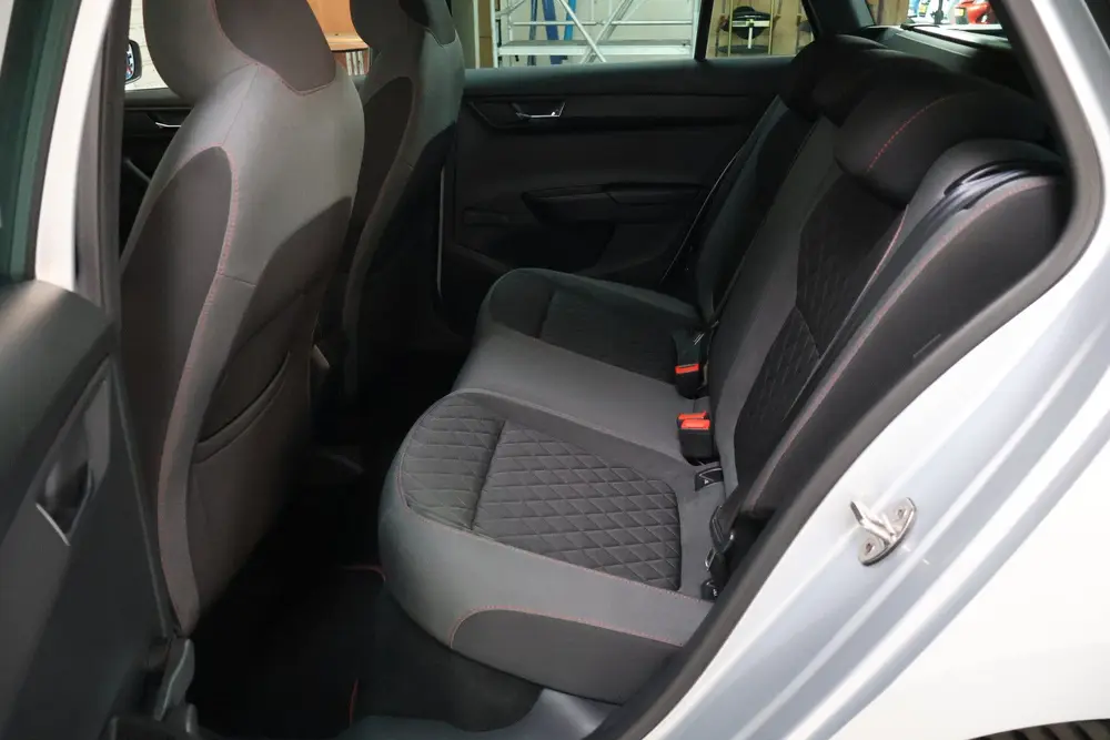 Skoda Fabia 1.0 TSI Monte Carlo uit 2019, foto 15