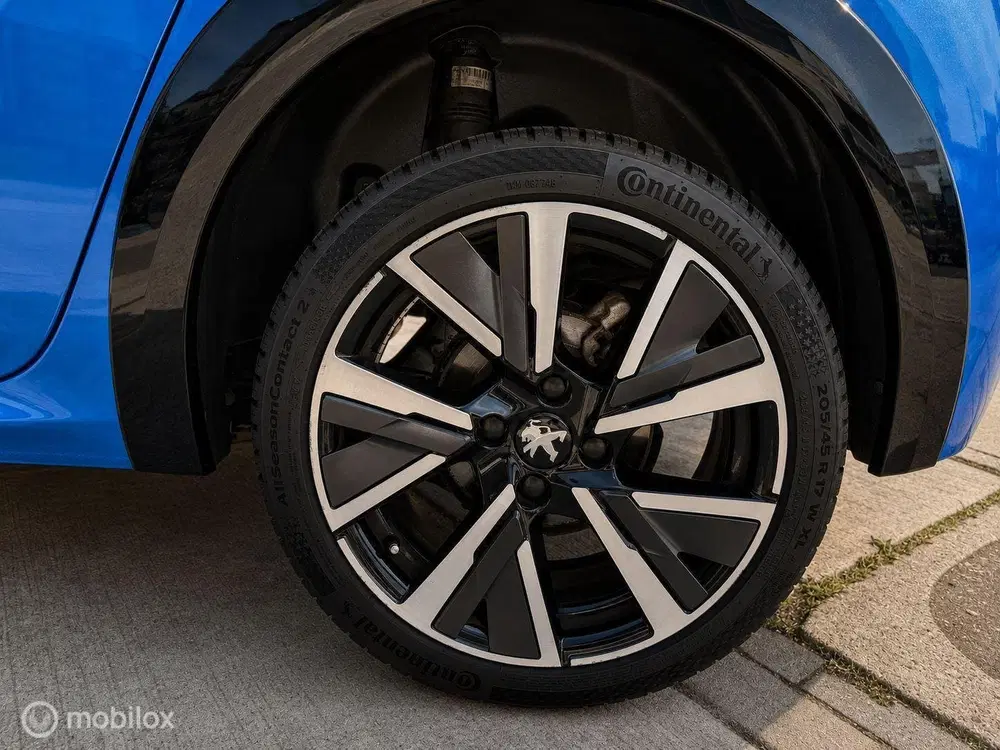 Peugeot 208 1.2 PureTech GT Line uit 2020, foto 8