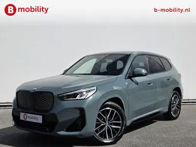 BMW iX1 eDrive20 67 kWh M-Sport SOH 99% Driving As uit 2024