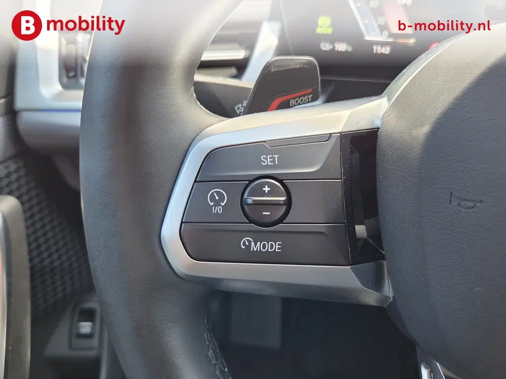 BMW iX1 eDrive20 67 kWh M-Sport SOH 99% Driving As uit 2024, foto 20