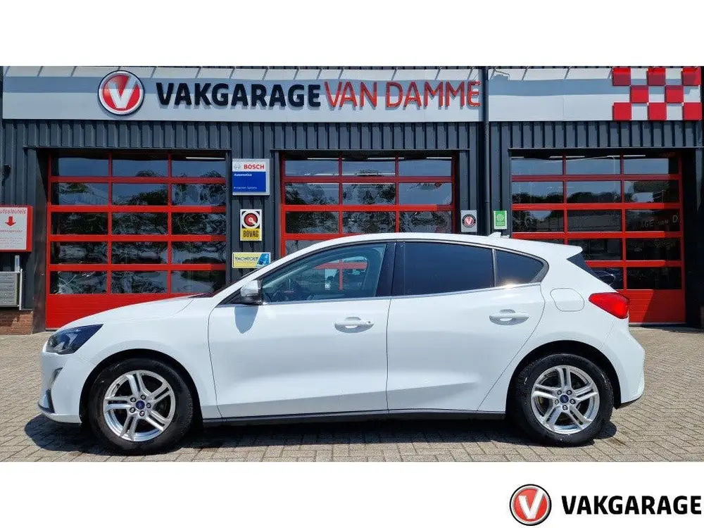 Ford Focus 1.0 EcoB. Tr Ed. bns (bj 2020) uit 2020