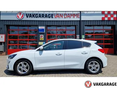 Ford Focus 1.0 EcoB. Tr Ed. bns (bj 2020) uit 2020