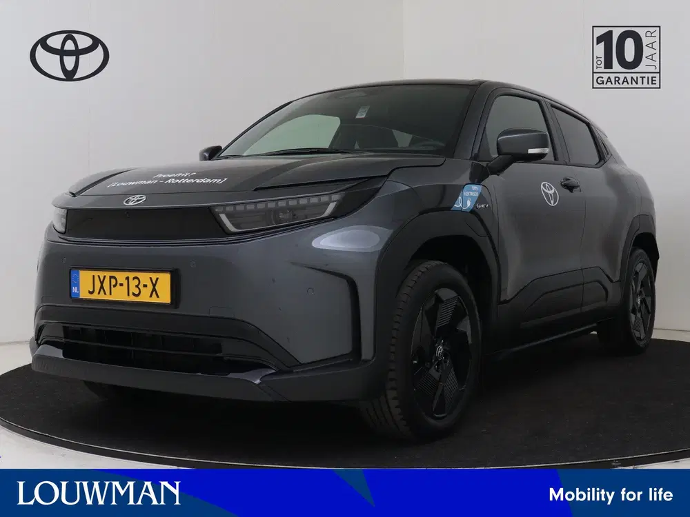 Toyota Urban Cruiser Dynamic 61 kWh (bj 2026 uit 2026