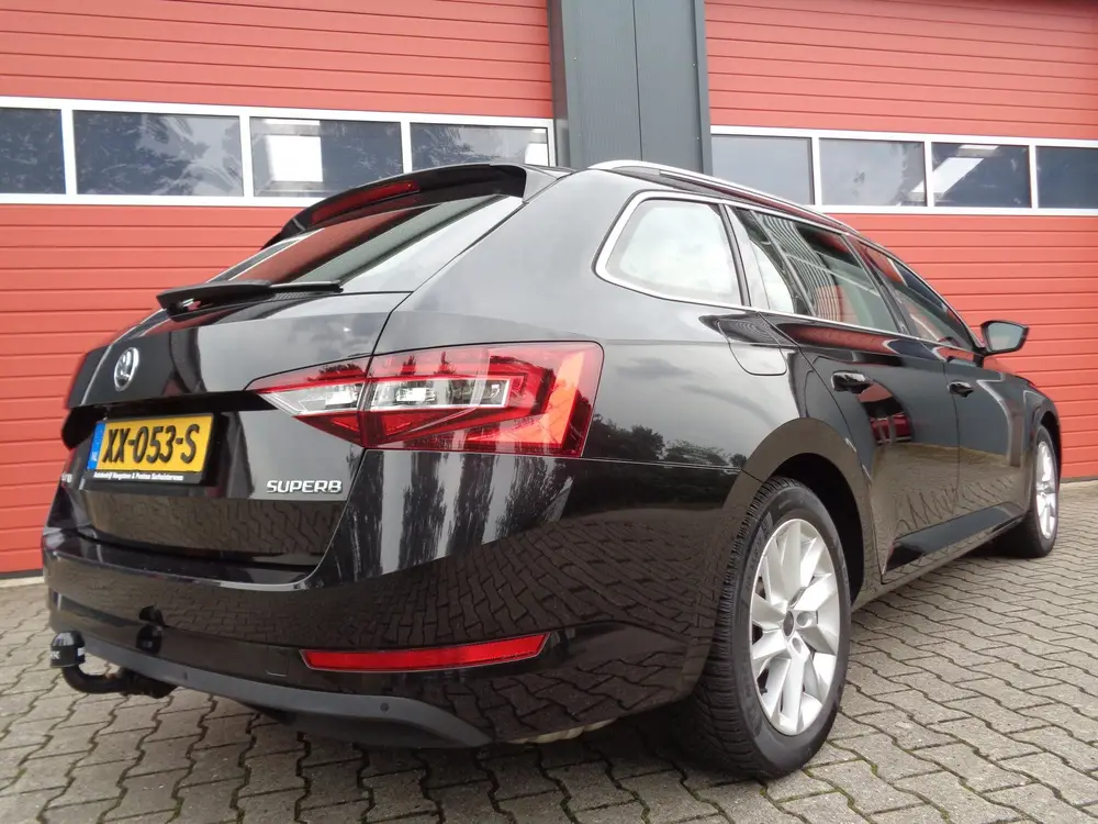Skoda Superb 1.5 TSI ACT Ambition Business 150PK Clima uit 2019, foto 6