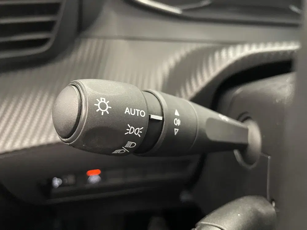 Peugeot 208 1.2 PureTech Style Navigatie Apple Carplay uit 2023, foto 16