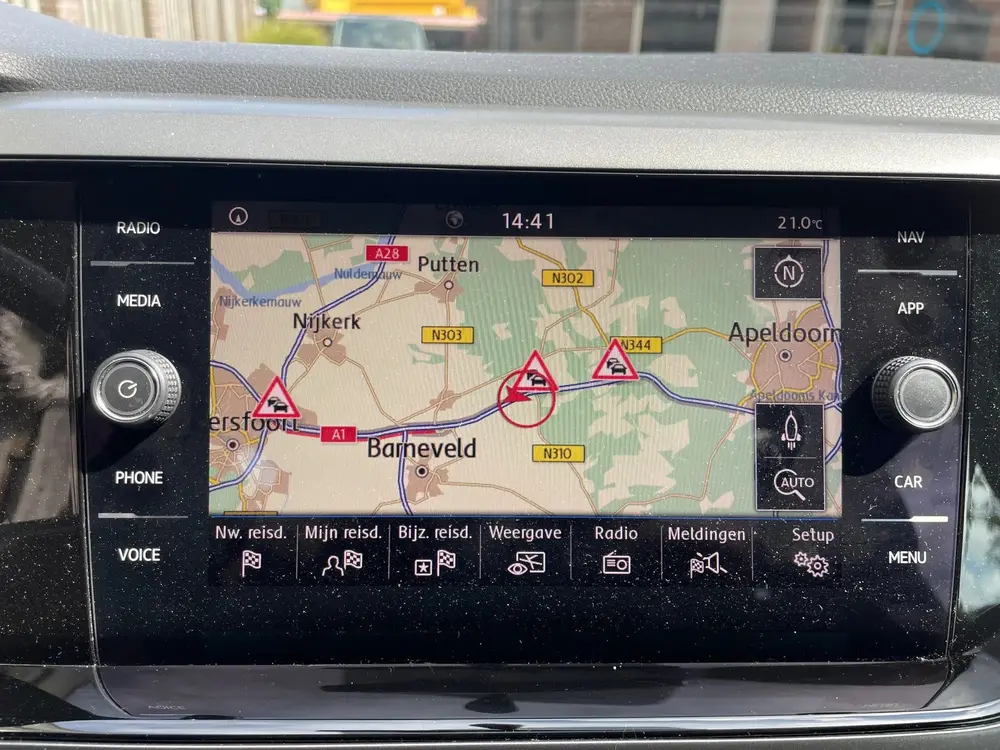 Volkswagen Polo 1.0 TSI Comfortline AIRCO, 16''LM, Apple Car uit 2019, foto 17