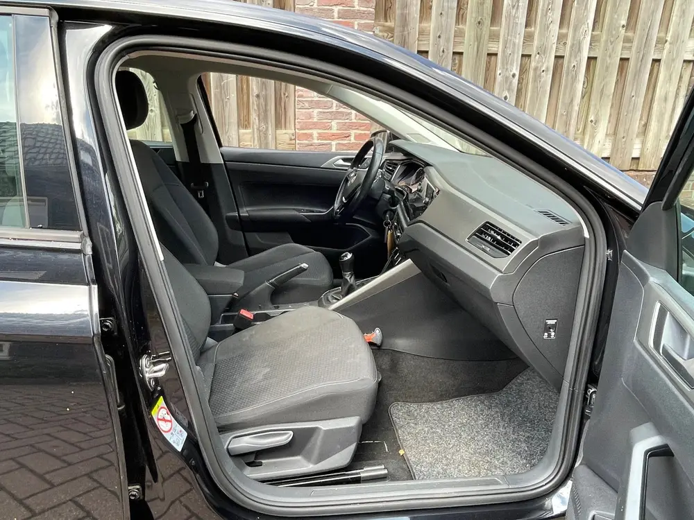 Volkswagen Polo 1.0 TSI Comfortline AIRCO, 16''LM, Apple Car uit 2019, foto 9