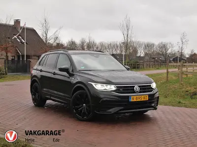 Volkswagen Tiguan 1.5 TSI R-Line Business+ | Black Style | S uit 2021