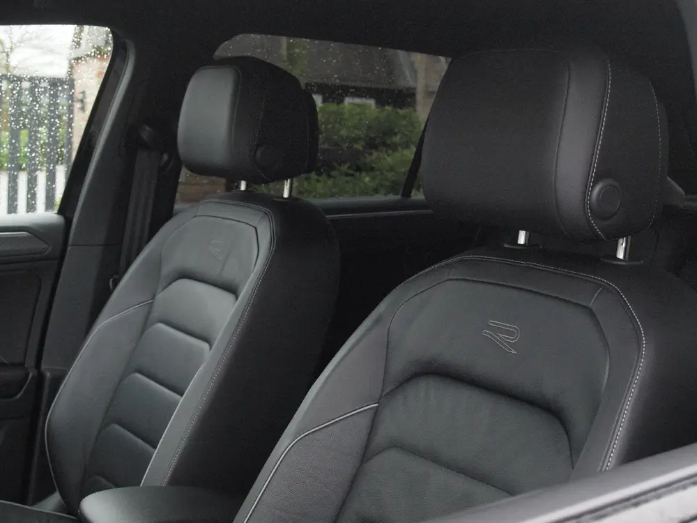 Volkswagen Tiguan 1.5 TSI R-Line Business+ | Black Style | S uit 2021, foto 16