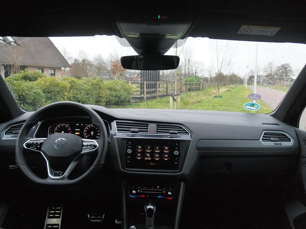 Volkswagen Tiguan 1.5 TSI R-Line Business+ | Black Style | S uit 2021, foto 18