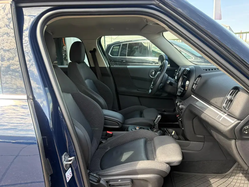 Mini Countryman 1.5 Cooper Dutch Made Edition Clima, cruise uit 2019, foto 11