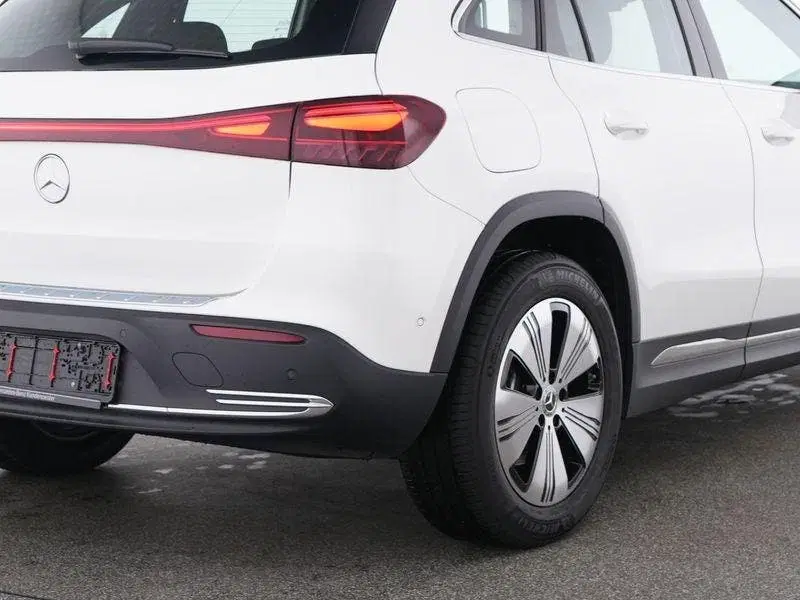 Mercedes-Benz EQA 250+ Business Solution 71 kWh uit 2025, foto 9