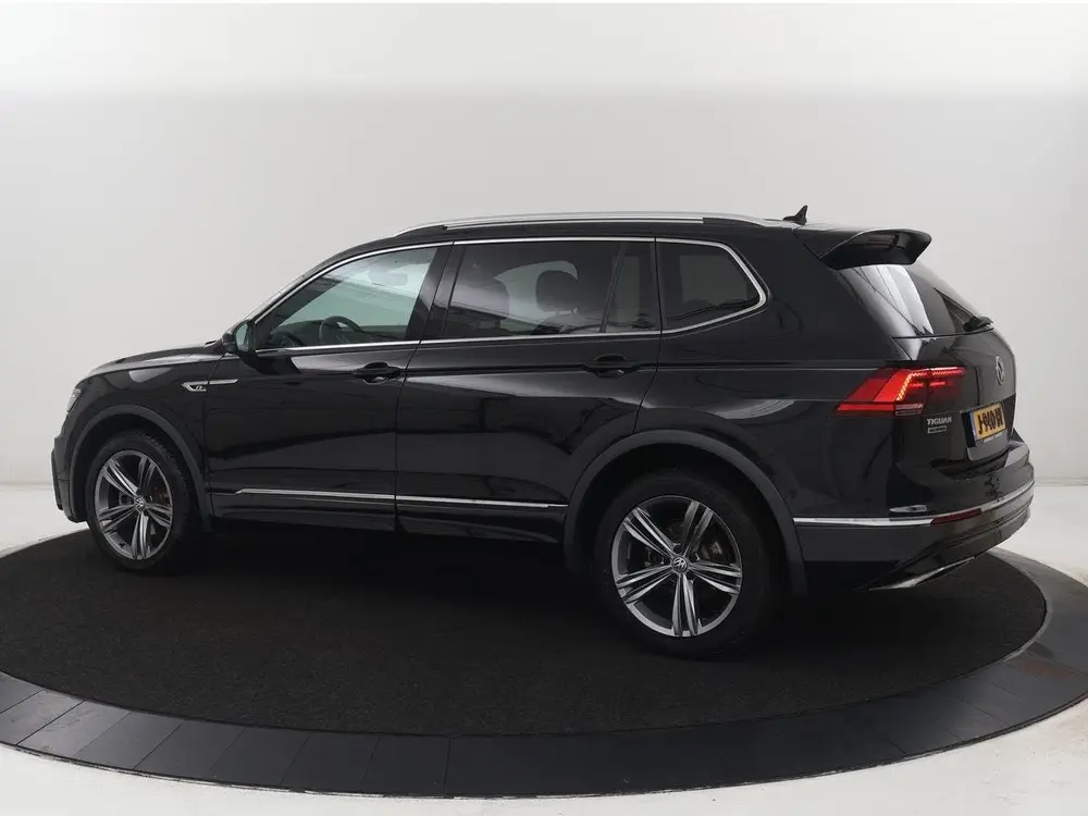 Volkswagen Tiguan Allspace 1.5 TSI Comfortline Business R-Line 7P. Tiguan Allspace 1.5 TSI Comfortline Business R-Li uit 2020, foto 2