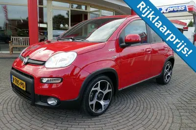Fiat Panda 1.0 HYBRID SPORT WINTERPAKKET uit 2021