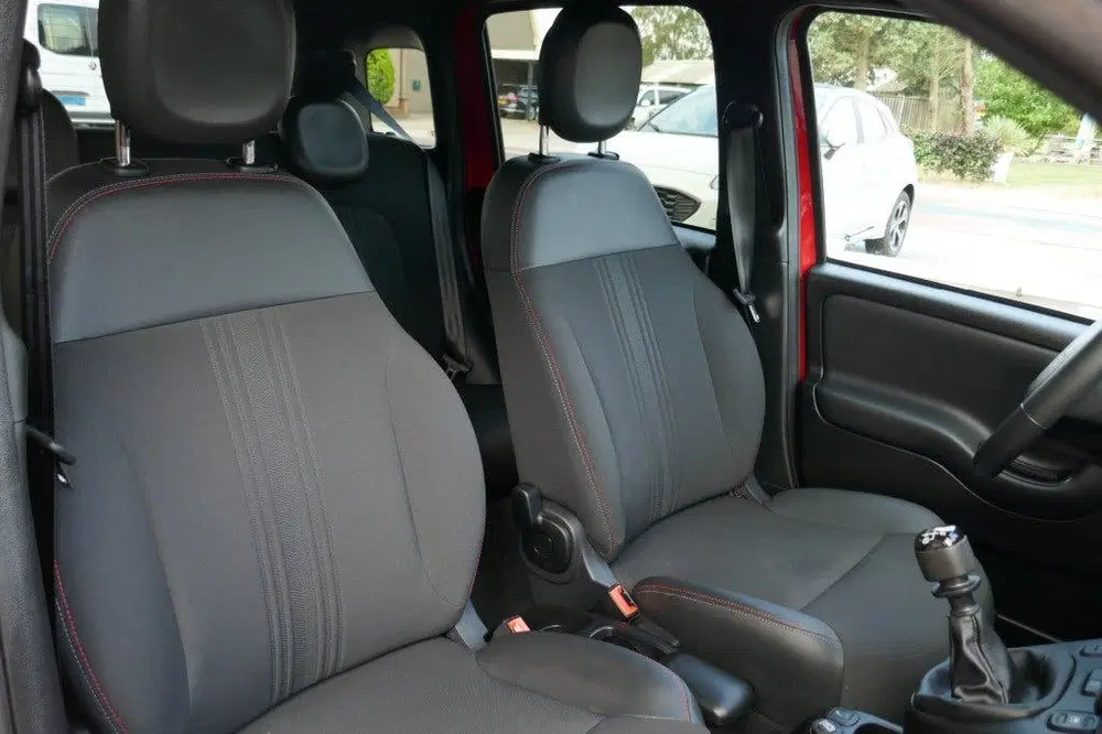 Fiat Panda 1.0 HYBRID SPORT WINTERPAKKET uit 2021, foto 19