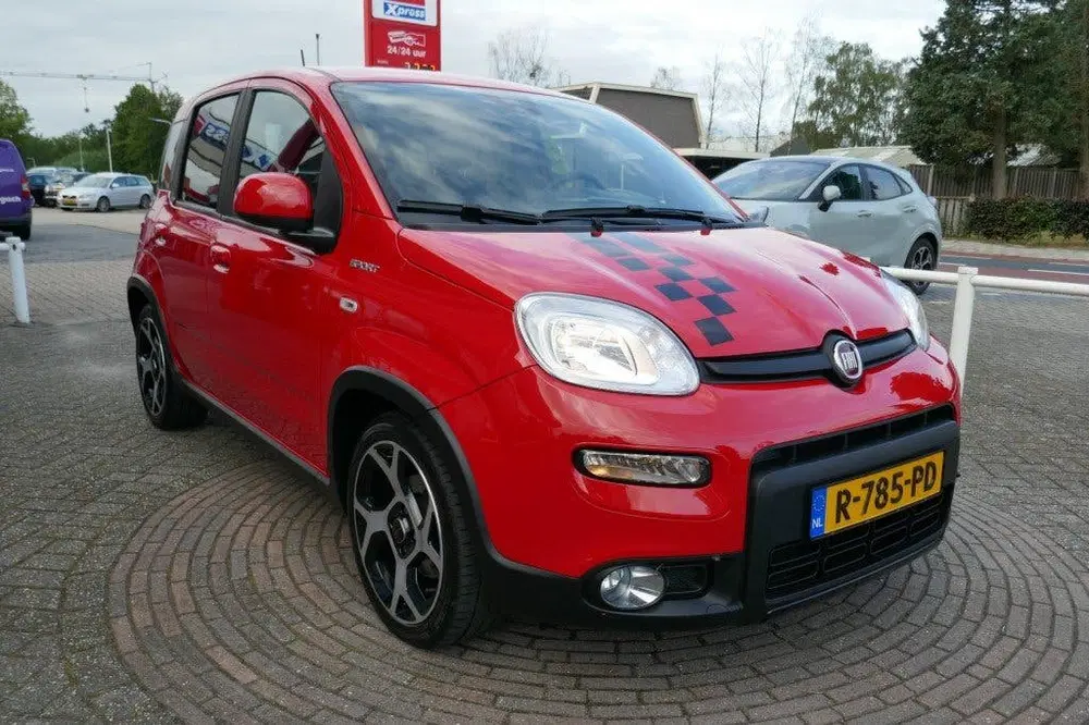 Fiat Panda 1.0 HYBRID SPORT WINTERPAKKET uit 2021, foto 3