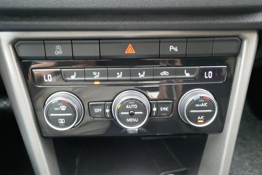 Volkswagen T-ROC 1.5 TSI SPORT BUSINESS  AUTOMAAT  150 PK  N uit 2021, foto 16