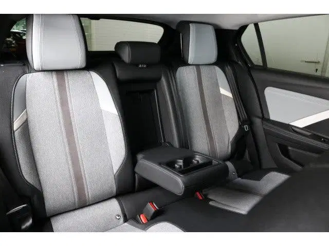 Opel Astra 1.2 Level 3 130pk uit 2023, foto 19