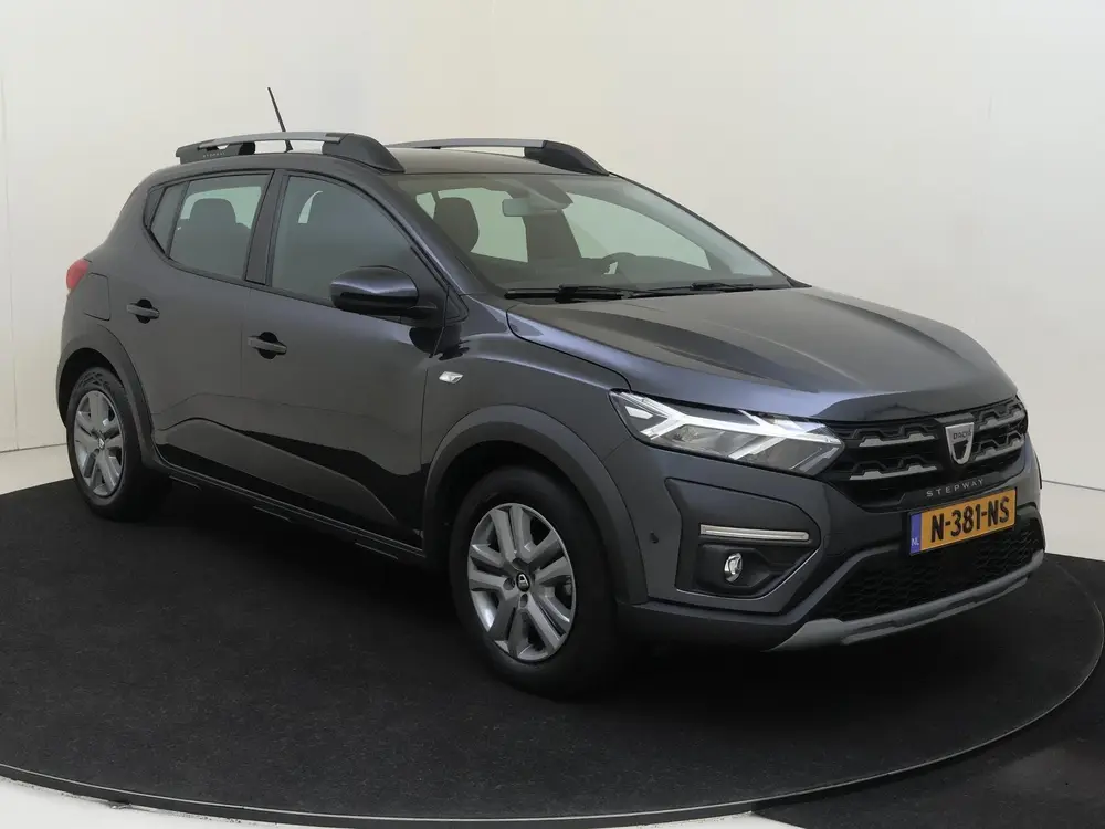 Dacia Sandero 1.0 TCe 90 Comfort uit 2021, foto 2