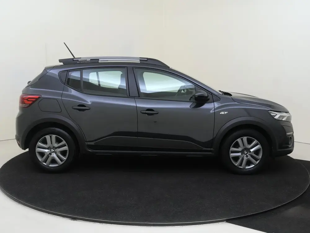 Dacia Sandero 1.0 TCe 90 Comfort uit 2021, foto 9