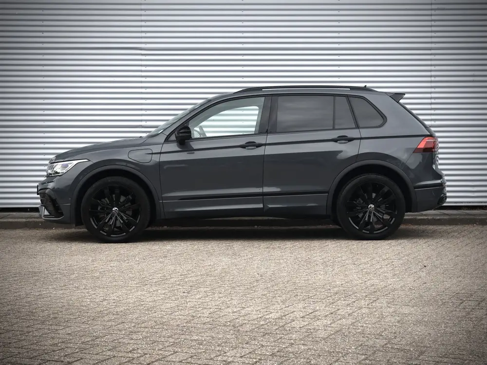 Volkswagen Tiguan R-Line eHybrid | Panorama | Head-Up | trek uit 2022, foto 12