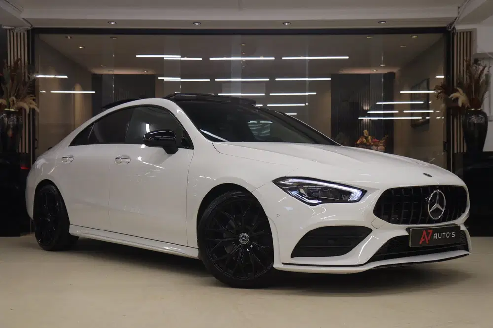 Mercedes-Benz CLA 200 Business Solution AMG PANO uit 2021, foto 2