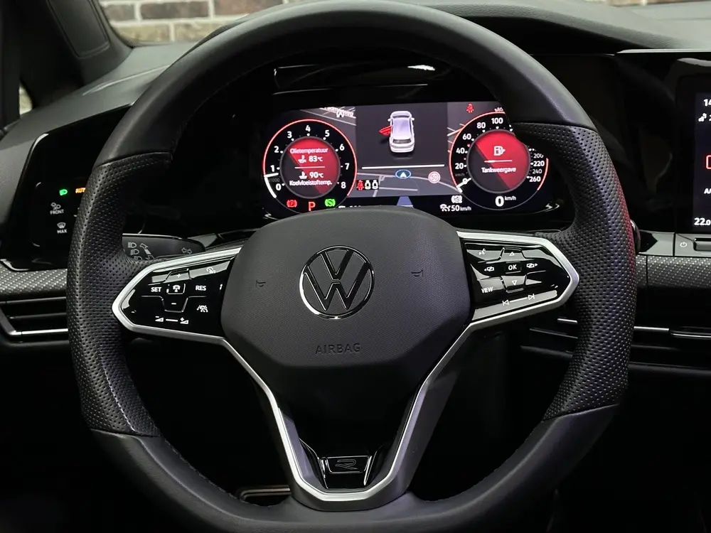 Volkswagen Golf 1.5 eTSI R-Line Dodehoek herkenning | Camera uit 2023, foto 11