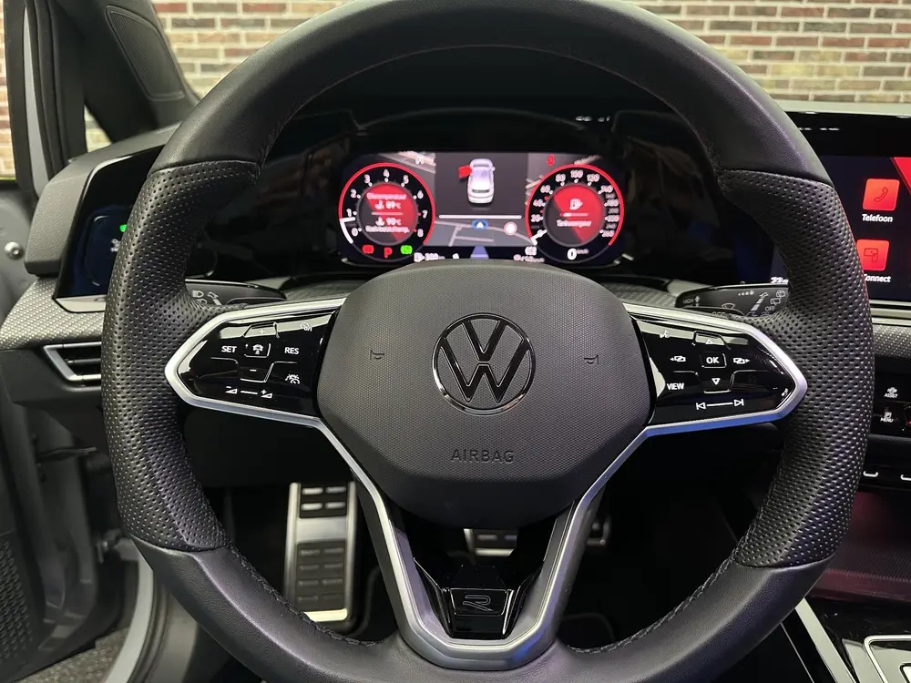 Volkswagen Golf 1.5 eTSI R-Line Dodehoek herkenning | Camera uit 2023, foto 15