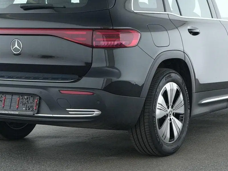 Mercedes-Benz EQB 250+ Business Line 71 kWh uit 2025, foto 9