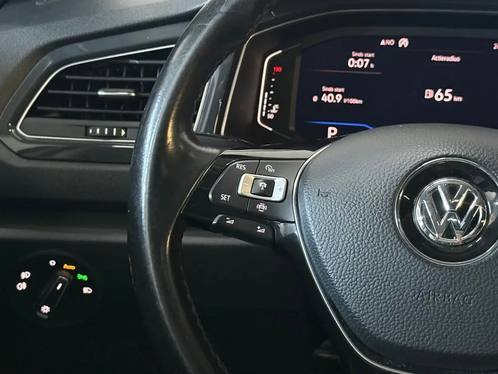 Volkswagen T-ROC 1.5 TSI Style*Pano*Camera*Stoelverwarming*d uit 2019, foto 14